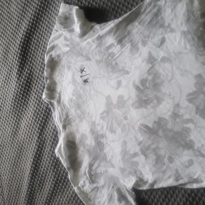 Armani exchange t-shirt